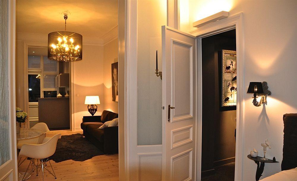 B&B Un Jardin En Ville Saint-Gilles 外观 照片