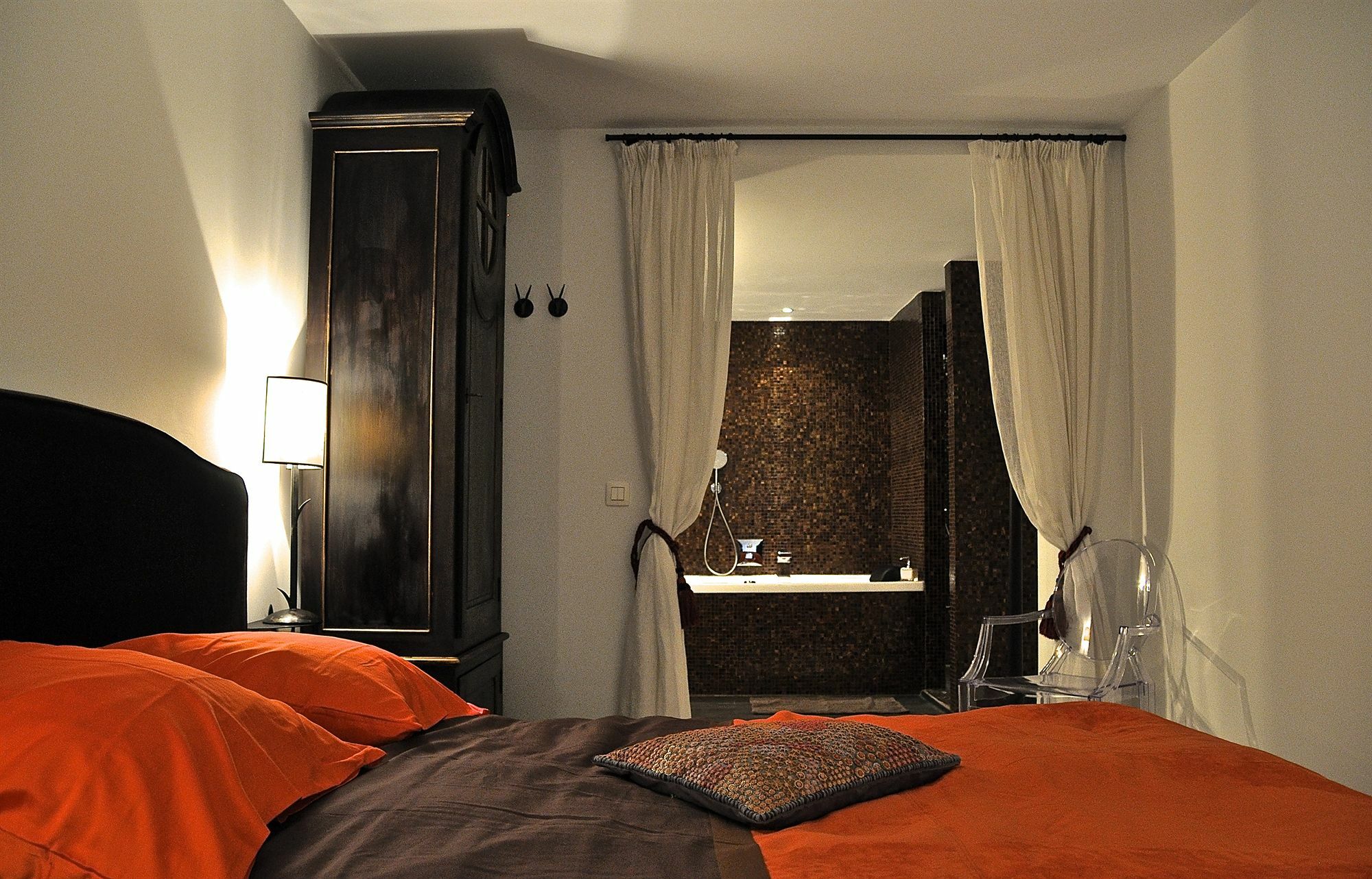 B&B Un Jardin En Ville Saint-Gilles 外观 照片