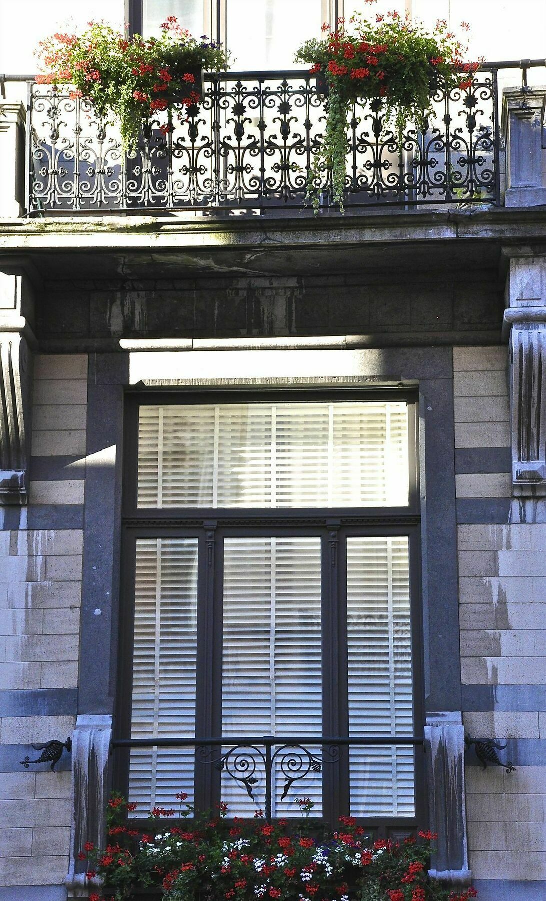 B&B Un Jardin En Ville Saint-Gilles 外观 照片