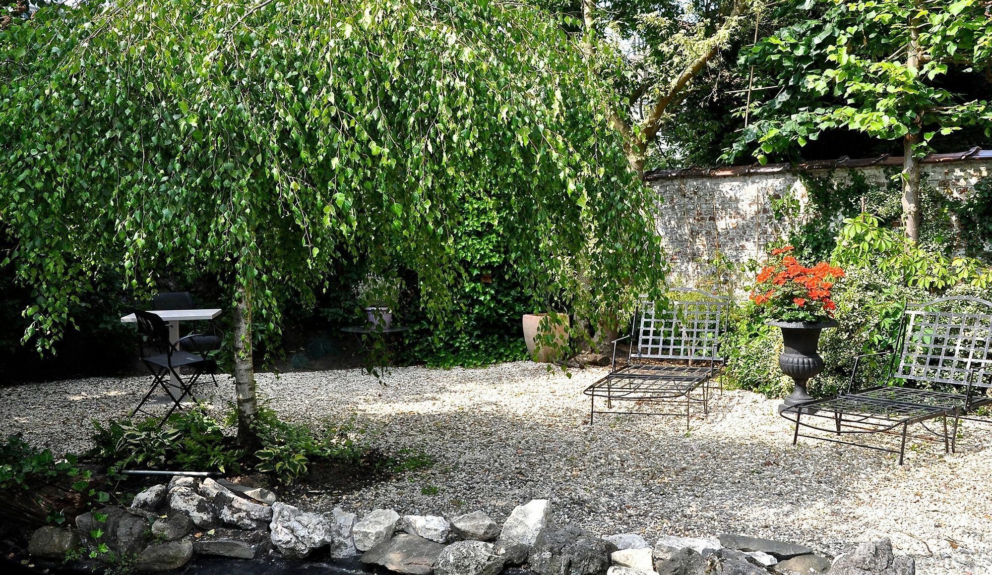 B&B Un Jardin En Ville Saint-Gilles 外观 照片